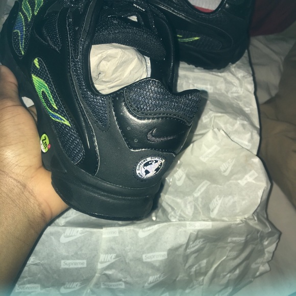 Nike Supreme JUNE 2018 Drop - Picture 4 of 5